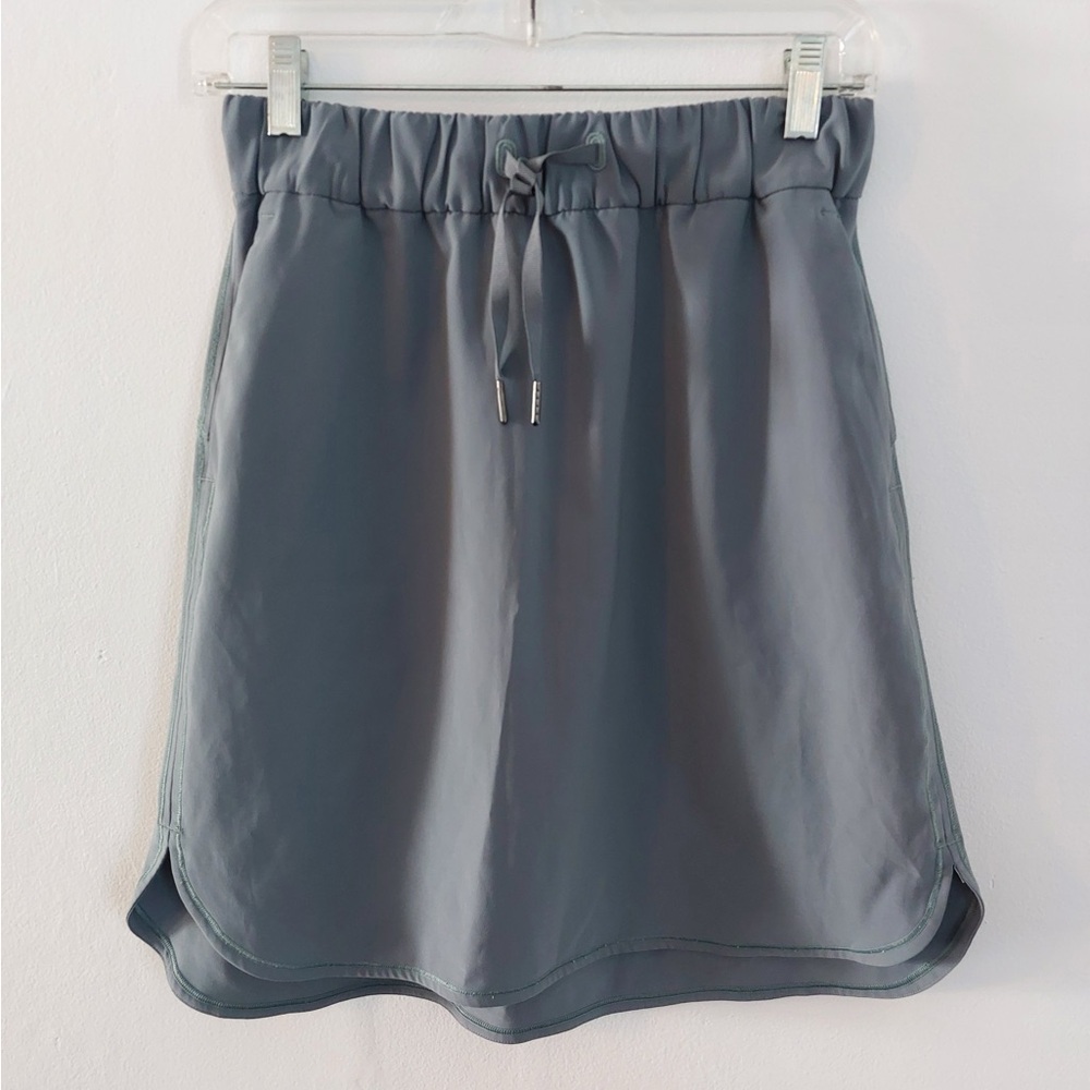 Lululemon Drawstring Skirt size 6